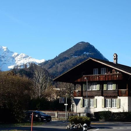 Traditional Swiss-Flat Interlaken Exterior foto